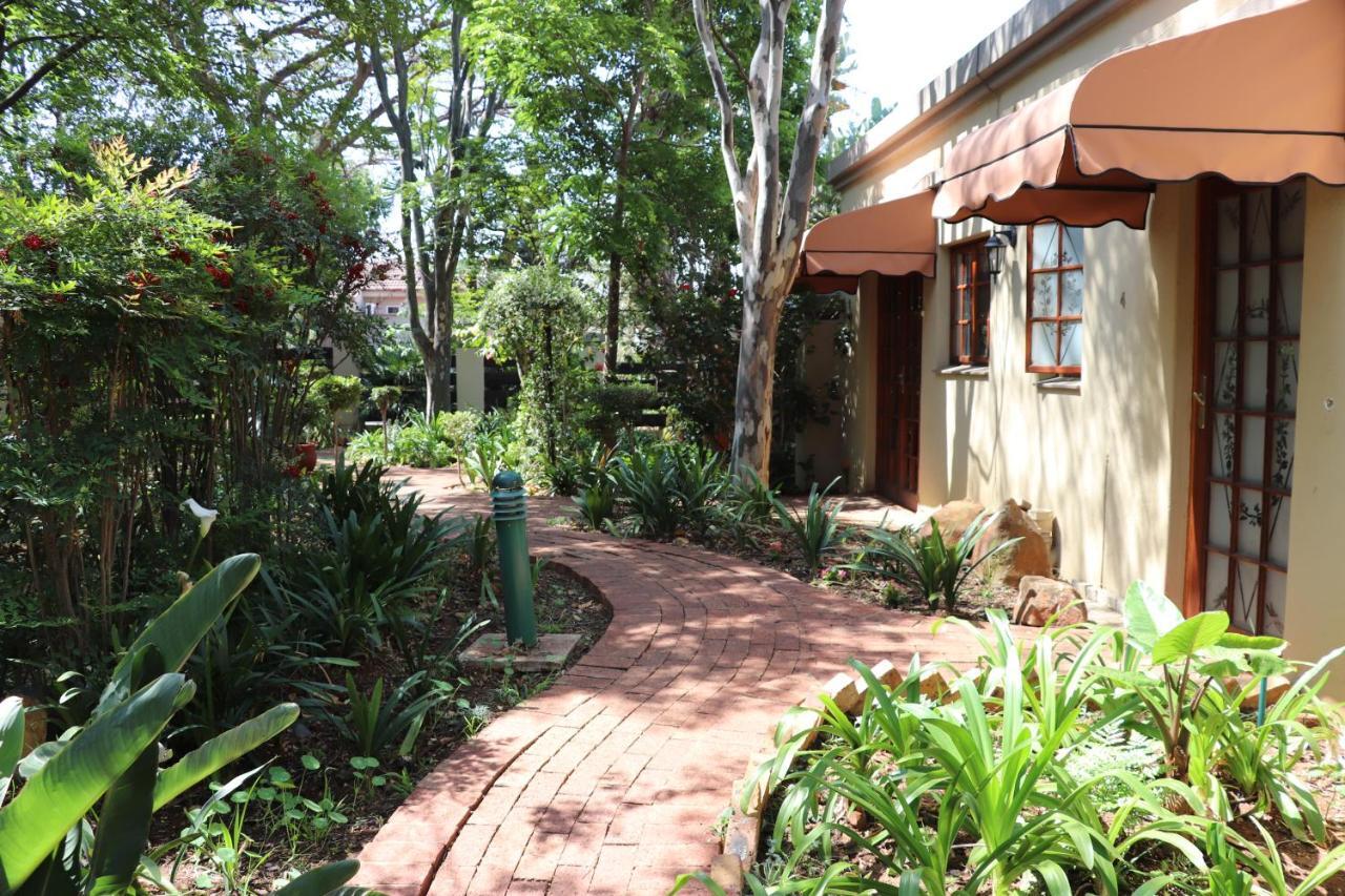 Greenwoods Self-Catering Pretoria-Noord Exteriör bild
